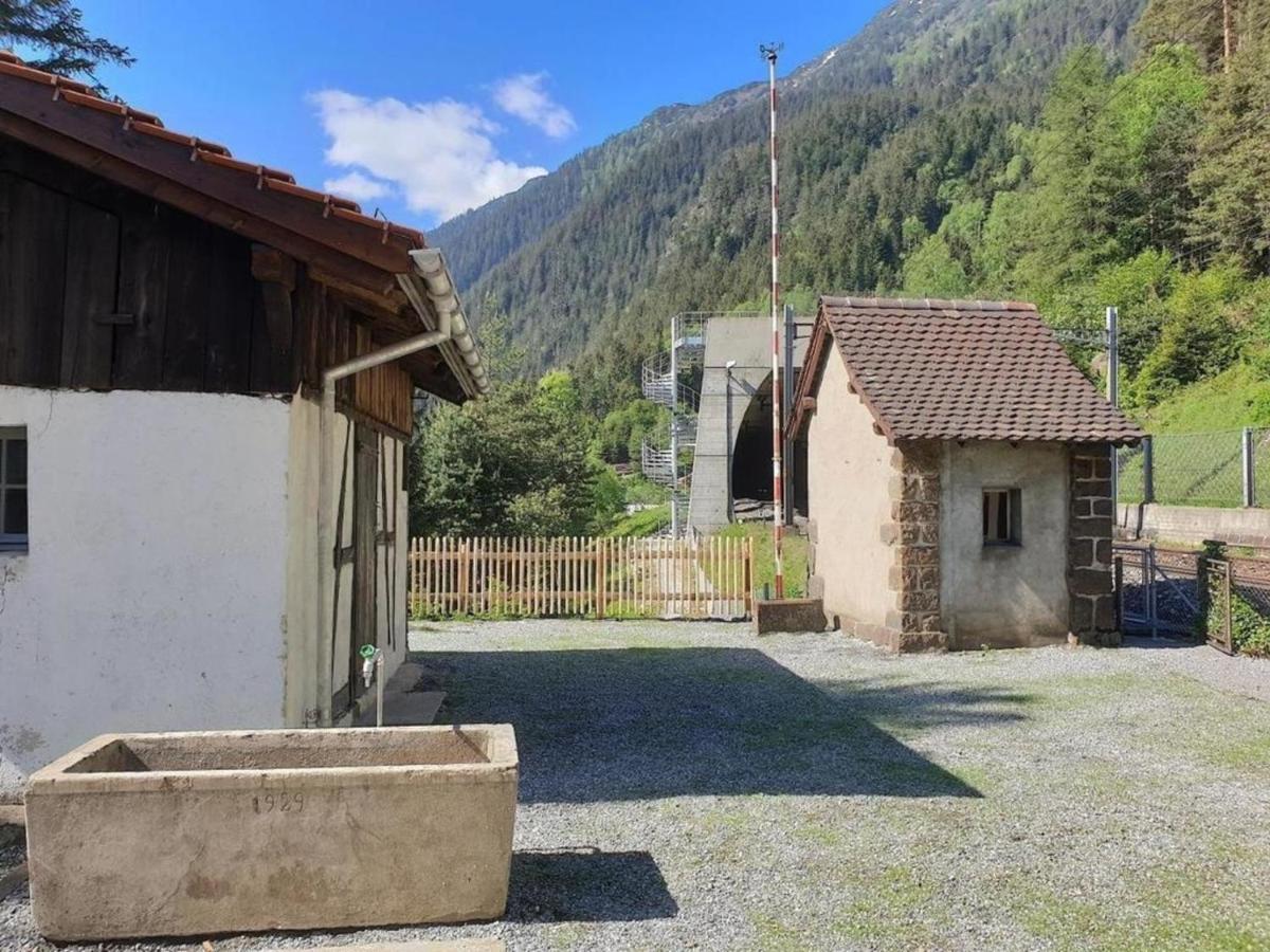 Bahnwaerterhaus Eggwald Villa Wassen Exterior photo